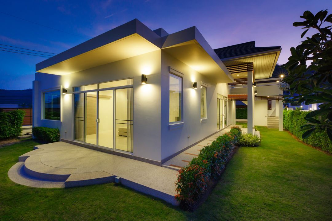 The villa at night